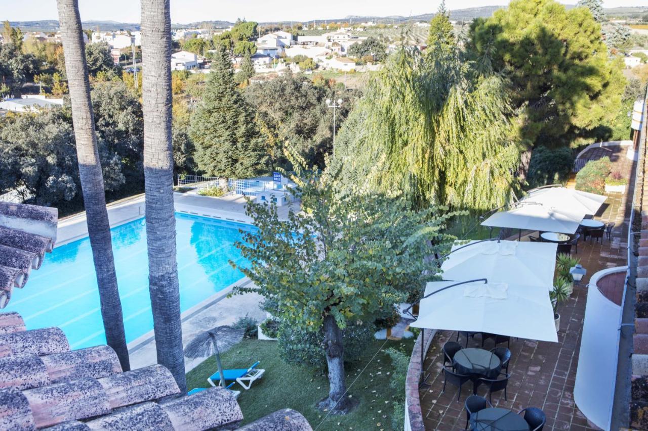 Hotel Tugasa El Almendral Setenil De Las Bodegas Εξωτερικό φωτογραφία