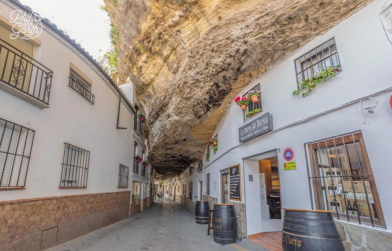 Hotel Tugasa El Almendral Setenil De Las Bodegas Εξωτερικό φωτογραφία