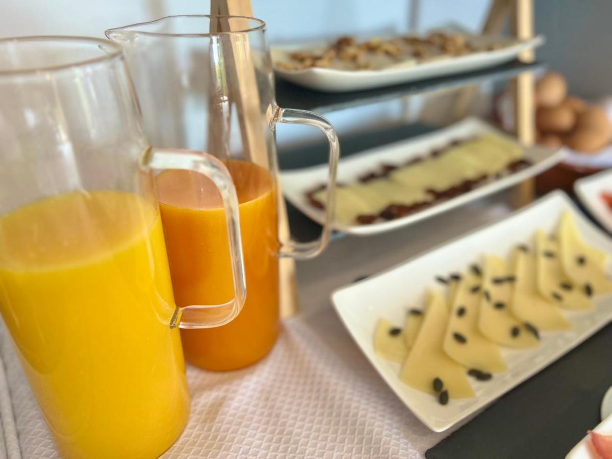 Hotel Tugasa El Almendral Setenil De Las Bodegas Εξωτερικό φωτογραφία
