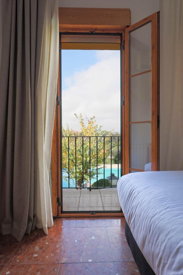 Hotel Tugasa El Almendral Setenil De Las Bodegas Εξωτερικό φωτογραφία