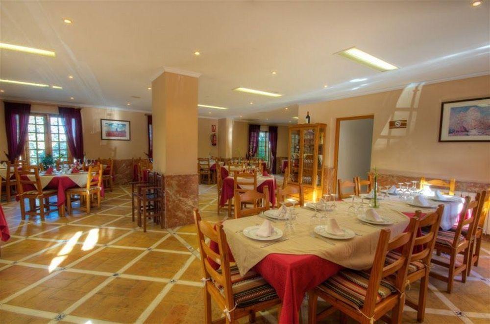 Hotel Tugasa El Almendral Setenil De Las Bodegas Εξωτερικό φωτογραφία