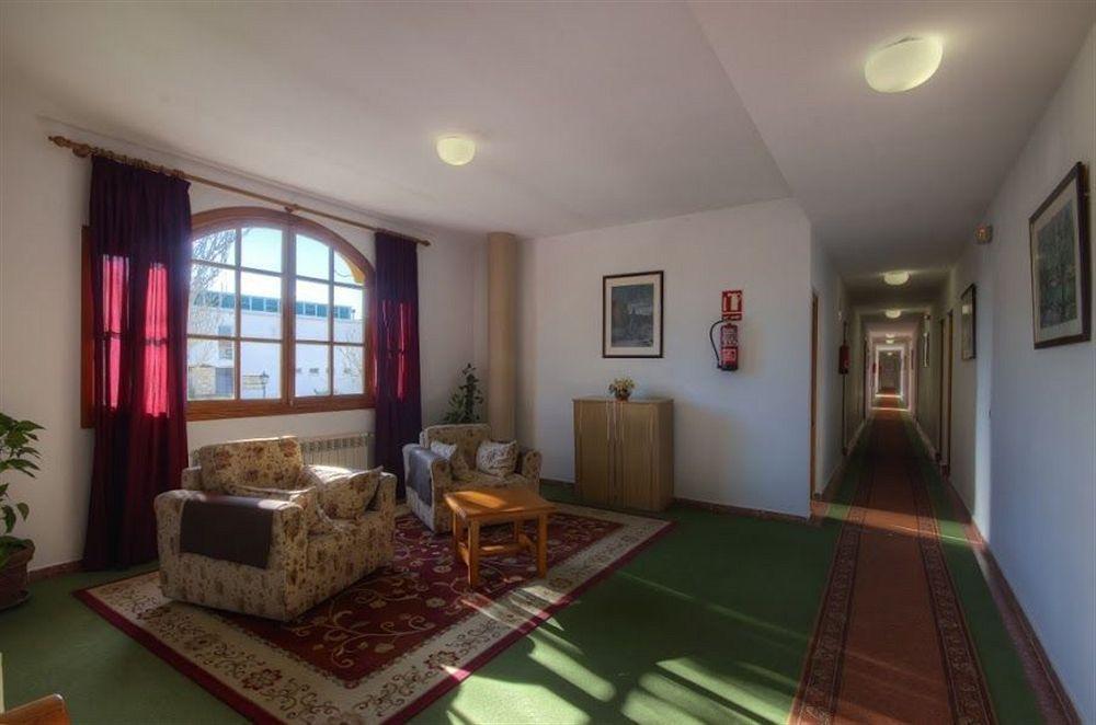 Hotel Tugasa El Almendral Setenil De Las Bodegas Εξωτερικό φωτογραφία