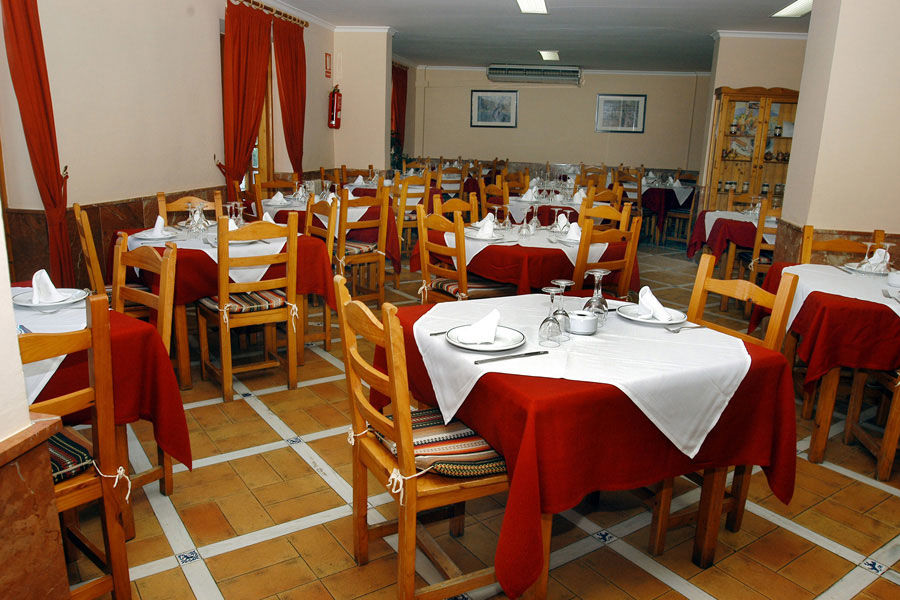 Hotel Tugasa El Almendral Setenil De Las Bodegas Εξωτερικό φωτογραφία